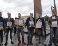 "Пленники Мордора": Путину передали привет из центра Киева