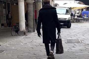 Аккуратный мужчина. Фото: скриншот с видео