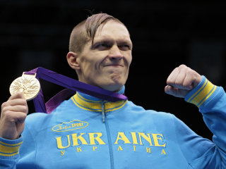 Олександр Усик, абсолютний чемпіон світу з боксу