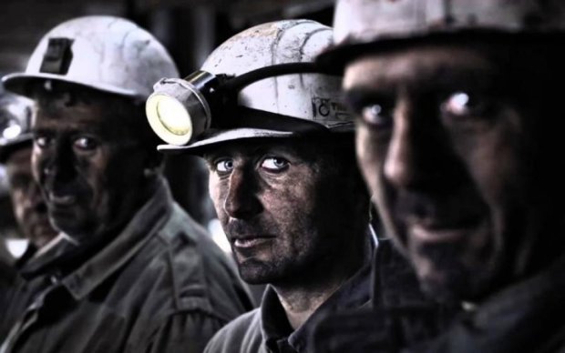 Работники четырех криворожских шахт остались под землей