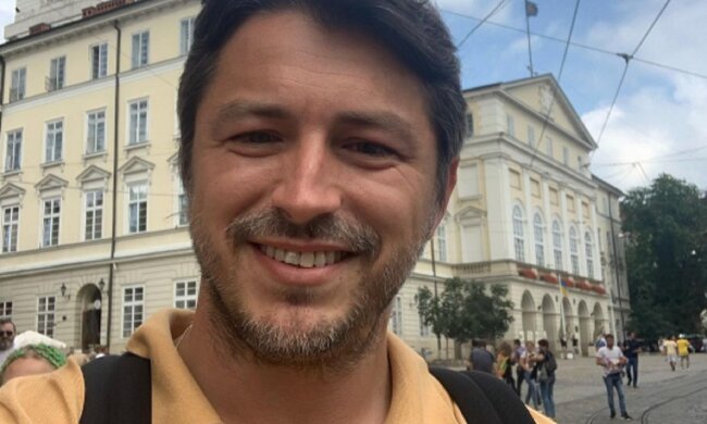 Сергей Притула похвастался другом, который работает на заправке: "Эталон"