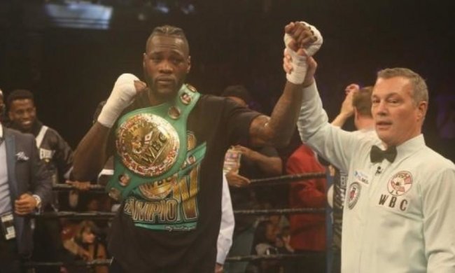 Уайлдер переміг Вашингтона технічним нокаутом