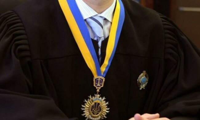 Порошенко решил реформировать судебную систему