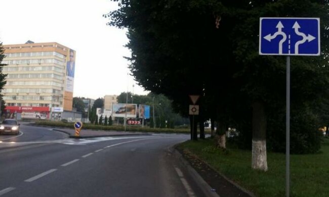 В Україні стартує експеримент з дорожніми знаками