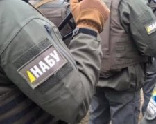 Детективи НАБУ - геї? Юрист звернувся з незвичайним проханням