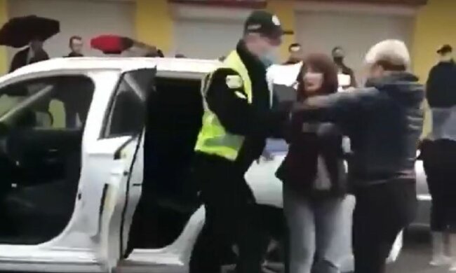 Зіткнення з копами, скріншот: YouTube