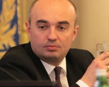 Оце так "подарунок": депутати Львівської облради звільнили заступника Володимира Гірняка у його День народження