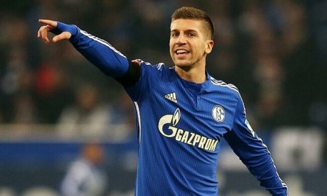 Сербський футболіст переїхав до Італії за пральну машину