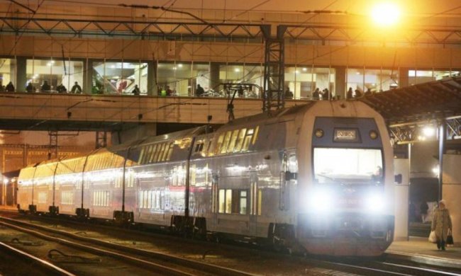 Хуже свинарника: в сети показали "сервис будущего" от Укрзализныци
