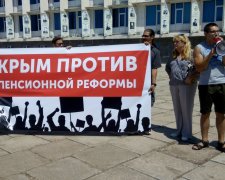 "Я верил Путину, а теперь – нет": Крым лихорадит, голодные пенсионеры взбунтовались