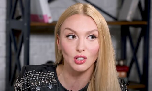 Оля Полякова, скриншот: YouTube