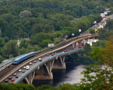 Вслід за Шулявським у Києві перестане працювати ще один міст