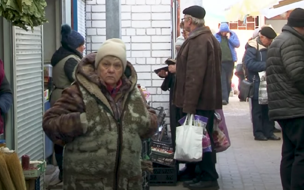 Одним больше 1000 грн, а другим – дырка от бублика: не все пенсионеры в восторге от индексации