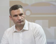 Кличко хотів похизуватися англійською, але вийшло смішне відео