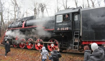 «Укрзалізниця» запустила «Потяги Діда Мороза»