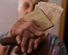 Нове підвищення пенсій: українцям розповіли, коли і кому