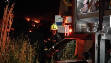 Пожежа в Києві після масованої атаки РФ