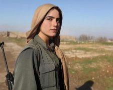 Нарівні із чоловіками: жіночий батальйон курдів пішов в наступ на "ІД"