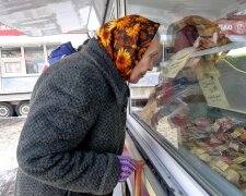 Украинцам озвучили суммы новых пенсий: кто в числе счастливчиков, а кто оказался за бортом