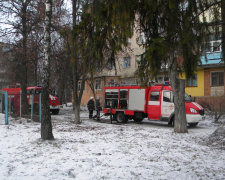 Спасатели чудом вырвали пенсионера из огненной ловушки: дом превратился в пепел