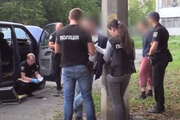 Осатаневший киевлянин избил ногами 4-летнюю дочь - "отомстил" жене за крутой нрав