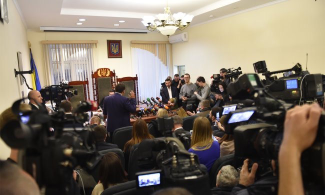 НАБУ проводит обыск скандального Окружного админсуда в Киеве: первые подробности и видео