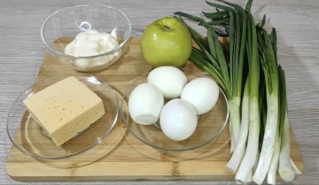 Весенние витаминные салаты: фото скрин Ютуб