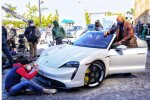 Скала в porsche, instagram