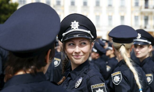 Нова поліція у Маріуполі: на одне місце - шість кандидатів 