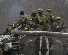 "Здоров'я бажаємо" скасовується: Кабмін змінить звичне військове вітання