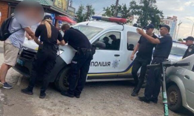 Штраф водієві самокату, скріншот: YouTube