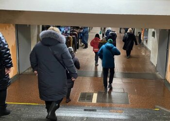 Украинцы на улице, фото: Знай.ua