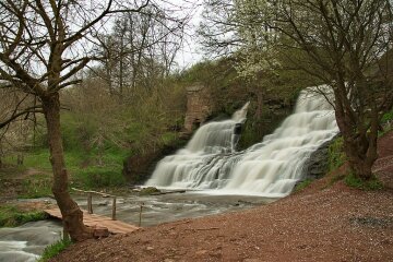 Джуринський водоспад, фото Wikimedia Commons