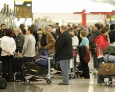 Чотири рази намагалися злетіти: українців хотіли відправити у рейс на несправному літаку