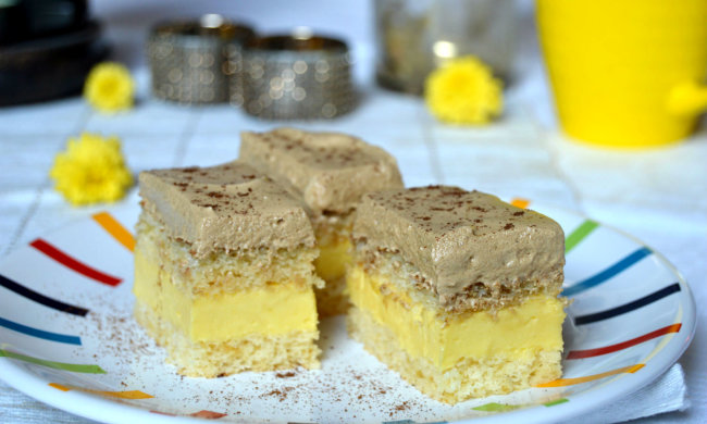 Слоеные пирожные с кофейным кремом: настоящий рай для сладкоежек