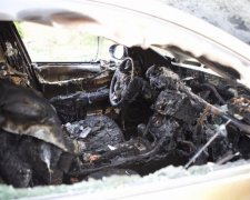Автомобіль депутата спалили в Іллічівську