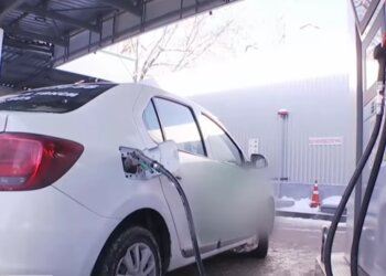 Ціна на пальне, кадр з відео