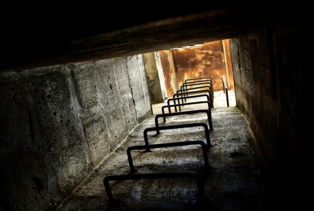 Секретный бункер Горбачева впервые показали изнутри: 9 этажей под землей