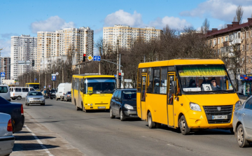 Маршрутки / фото: Трибуна