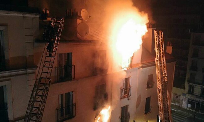 Нічна пожежа у Дніпрі підірвала людей з ліжок, дитина в реанімації: перші подробиці НП