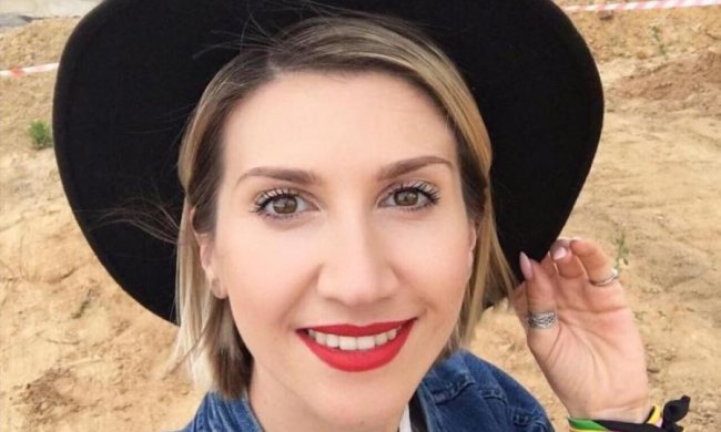 Аніта Луценко приголомшила ідеальною фігурою в бікіні