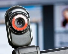 Хто стежить за вами через web-камеру