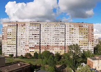 нерухомість, скріншот з відео