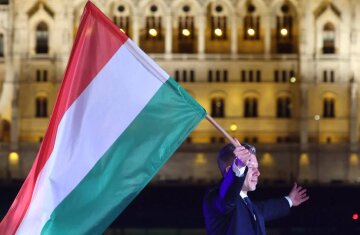 Петер Мадяр