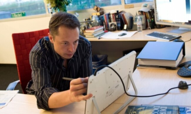 Маск з'єднає штучний та людський інтелекти