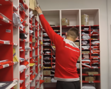 "Нова пошта". Фото: скрін youtube