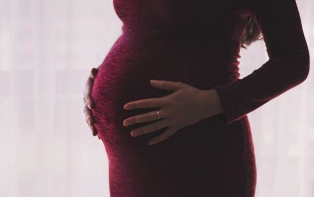 Небезпечно для життя: ніколи не запитуйте про це вагітну