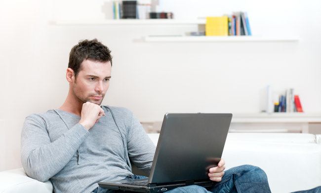 Для тих, кого не вразила презентація Apple: добірка топових ноутбуків, які не поступаються MacBook Air