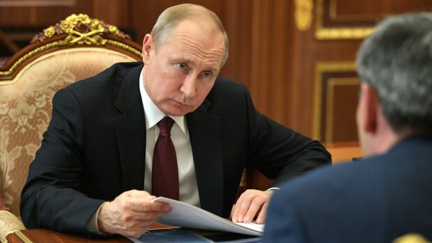 Путин готовится к масштабной войне: все силы направит на Украину, появилось тревожное предупреждение