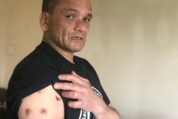 Рассел Дэвис